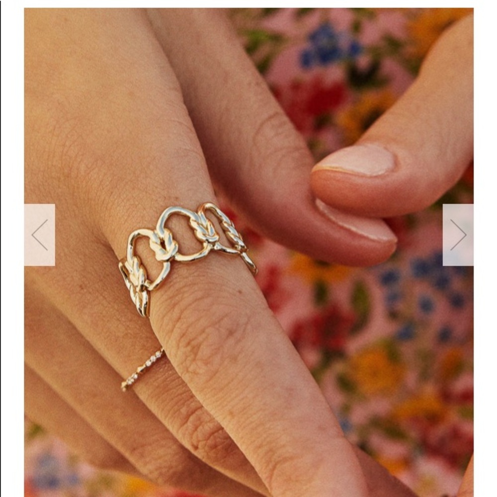 NWT Kendra Scott Fallyn gold ring